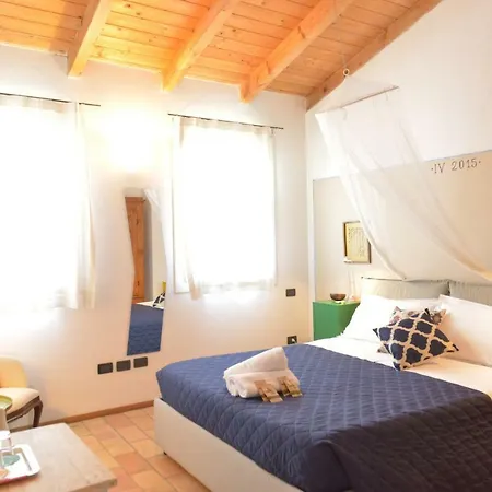 Ca Di Viazadur Bed & Breakfast