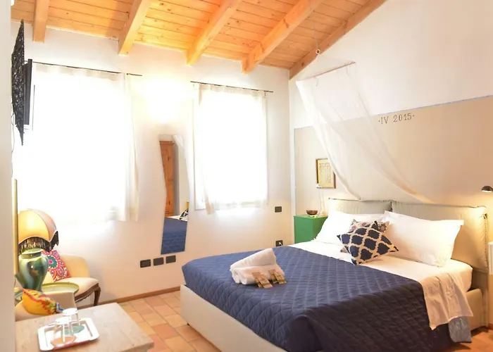 Ca Di Viazadur فندق مبيت وإفطار